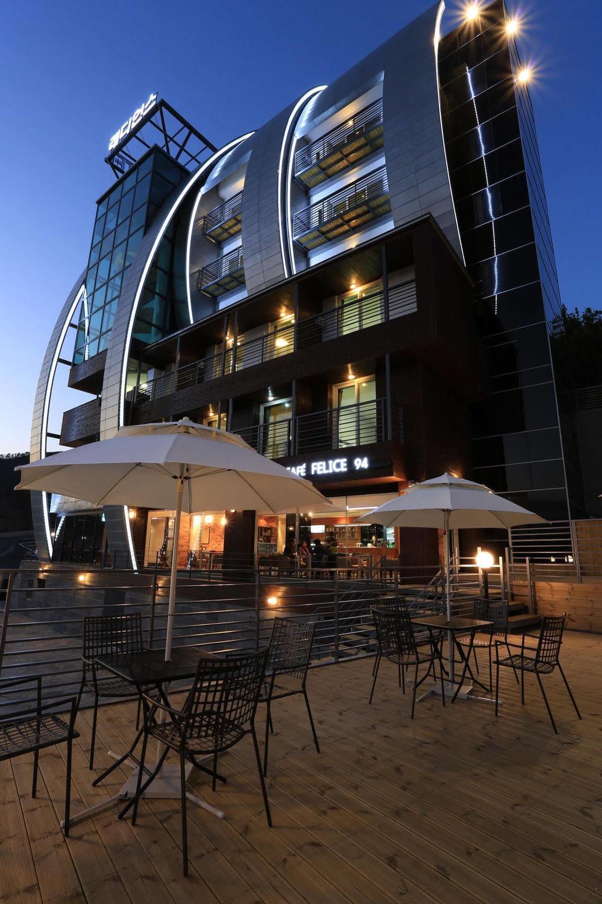 Radiance Tourist Hotel Kodže Exteriér fotografie